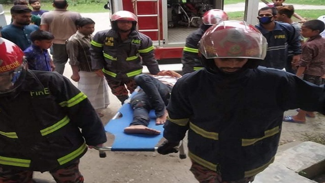 পৃথক দুর্ঘটনায় ঈদের দিনে সড়কে প্রাণ গেল গোদাগাড়ীর যুবকের, আহত ২