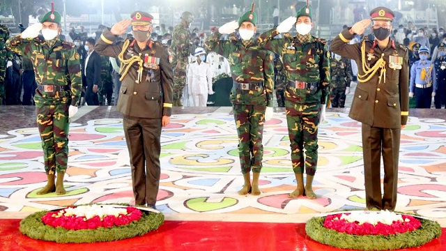 ভাষা শহীদদের প্রতি রাষ্ট্রপতি ও প্রধানমন্ত্রীর পক্ষে শ্রদ্ধা